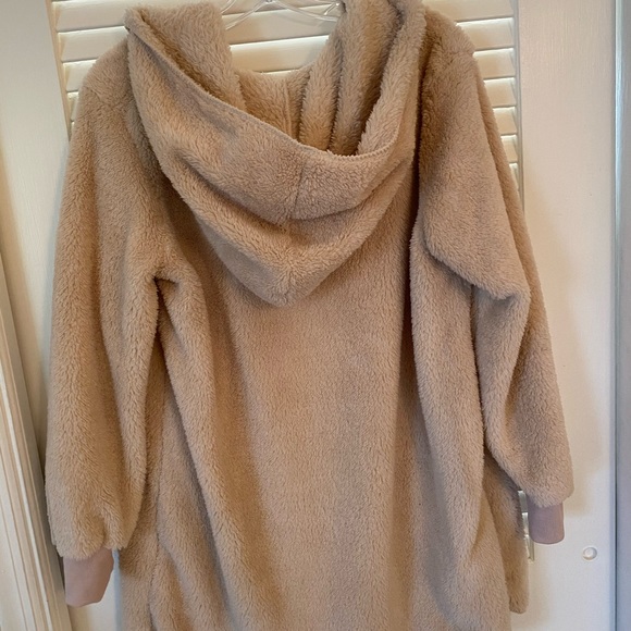 Yanekop Teddy Jacket with Hoodie - NWT - Picture 2 of 3